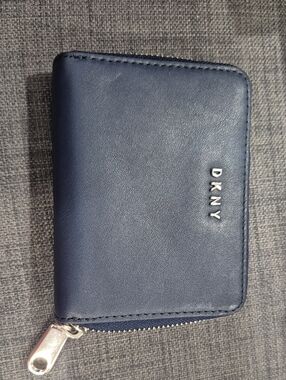 DKNY Navy Leather Zip Card Holder with Silver Hardware